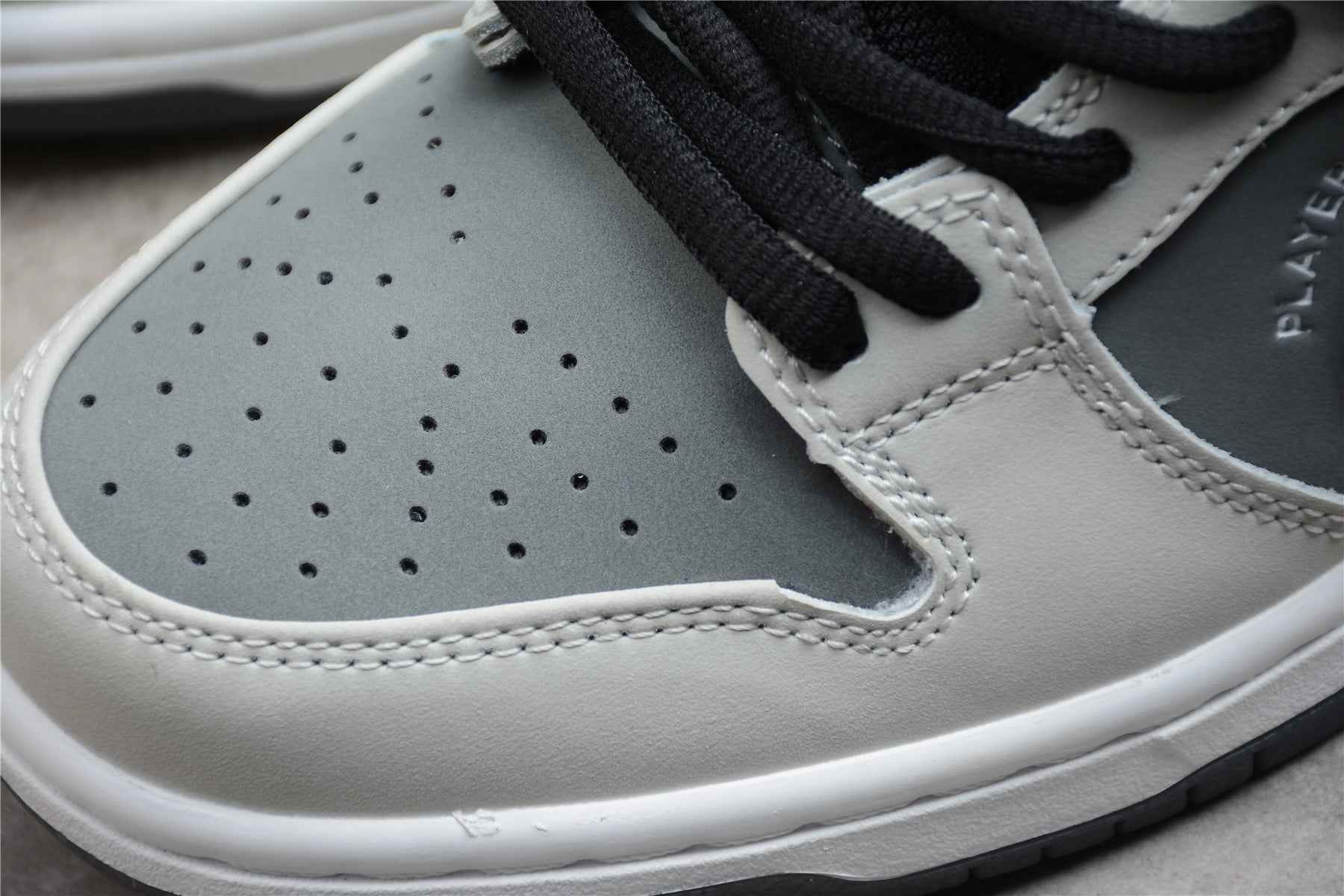 Nike Dunk SB VX1000