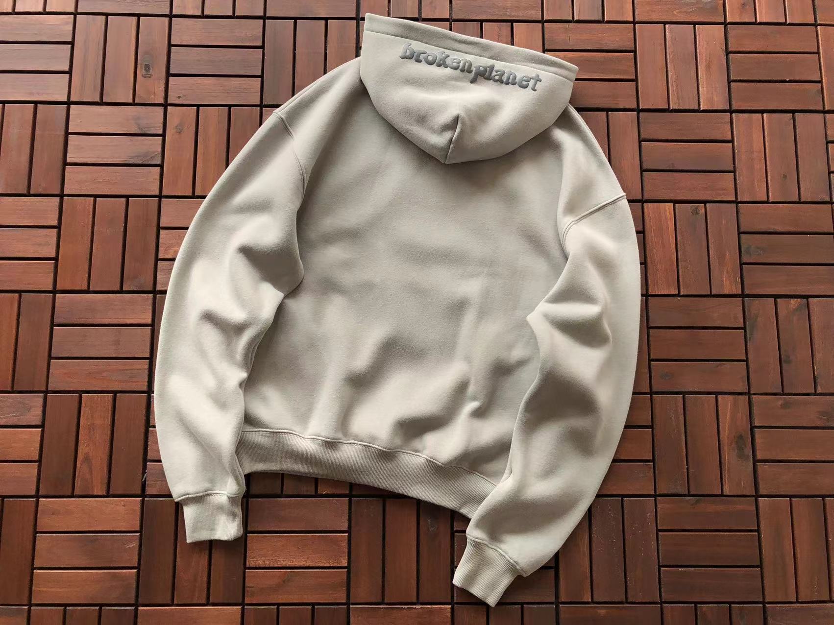 Broken Planet Hoodie "falling stars"