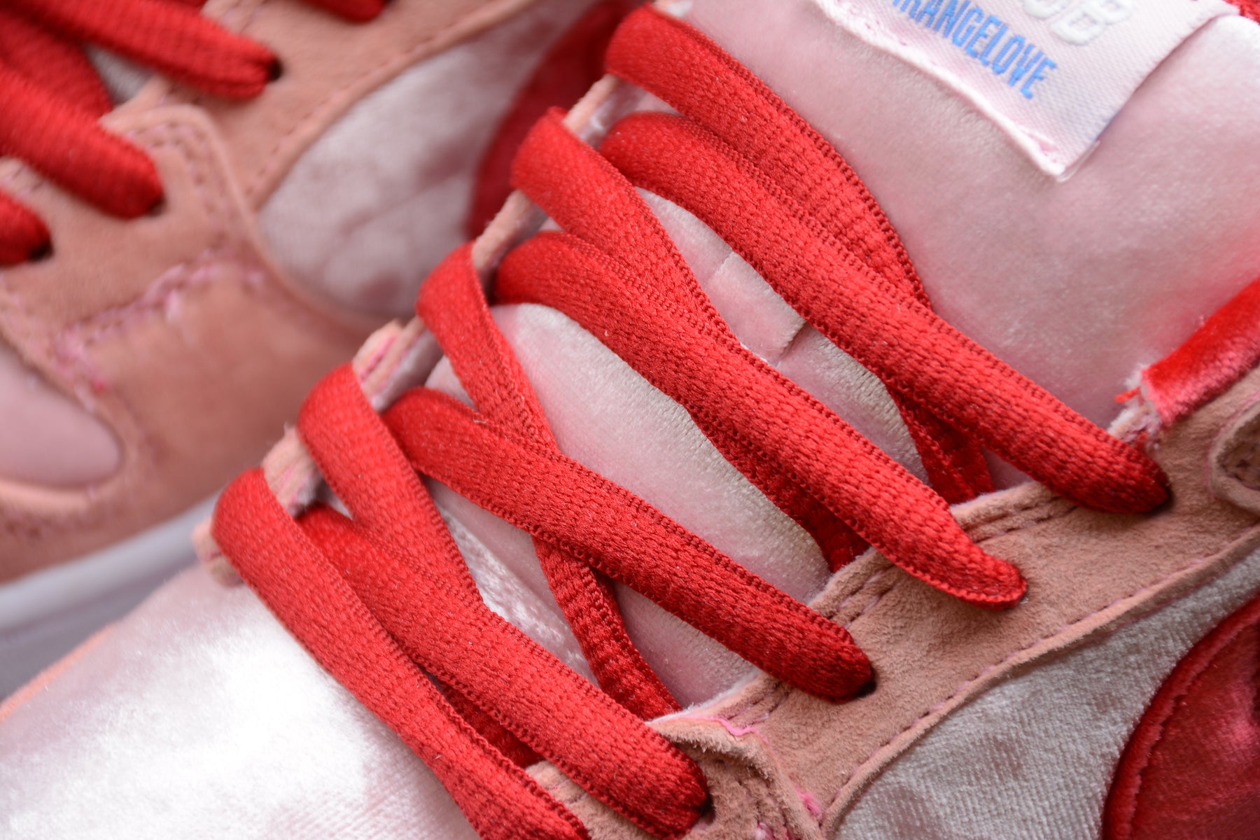 Nike Dunk SB StrangeLove Skateboards