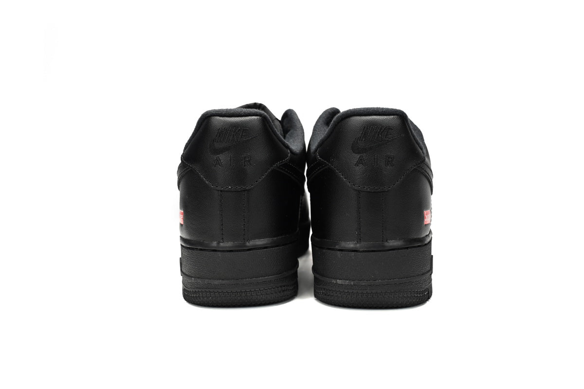Nike Air Force 1 Low Supreme Black