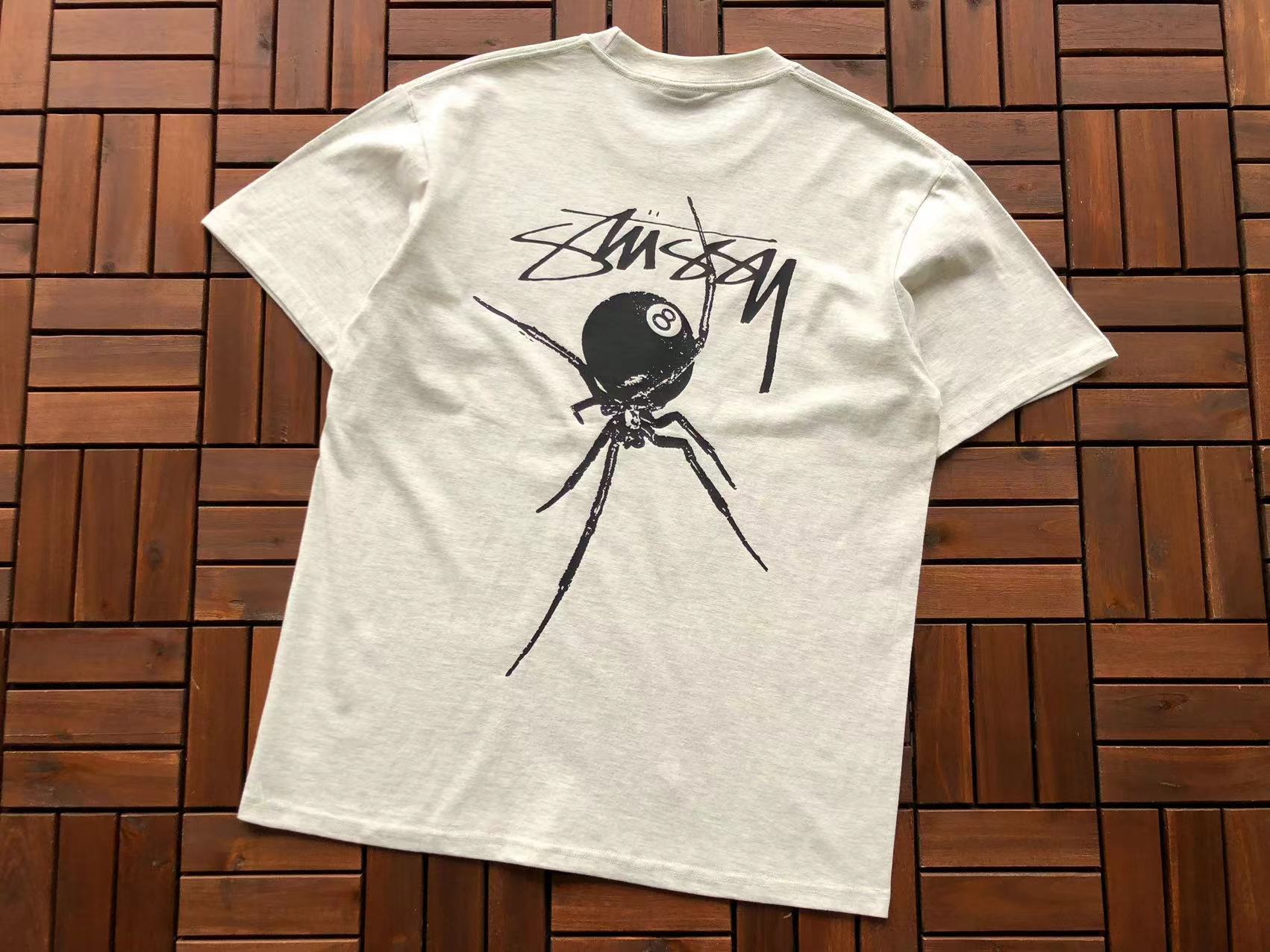 T-Shirt Stussy