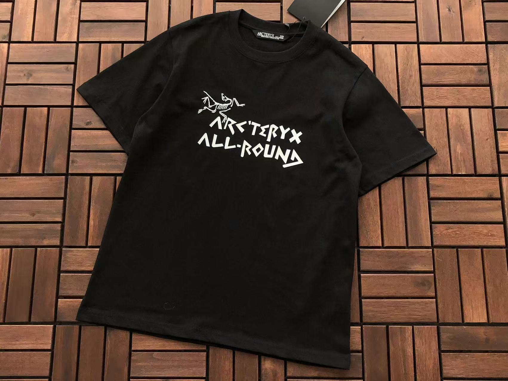 Arc'teryx T-Shirt