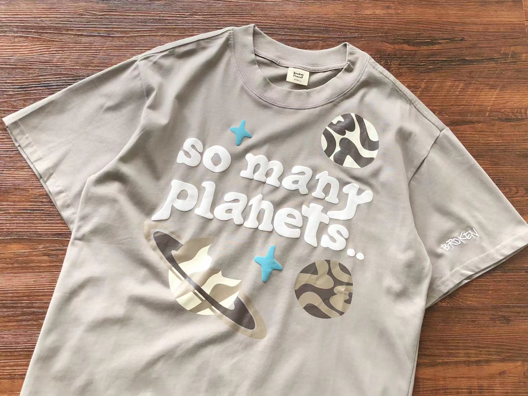 T-Shirt Broken Planet So many planets