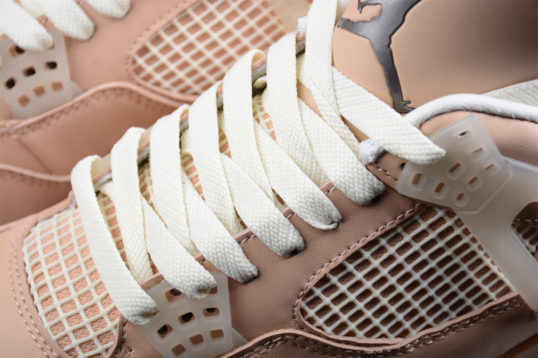 Jordan 4 Retro Shimmer