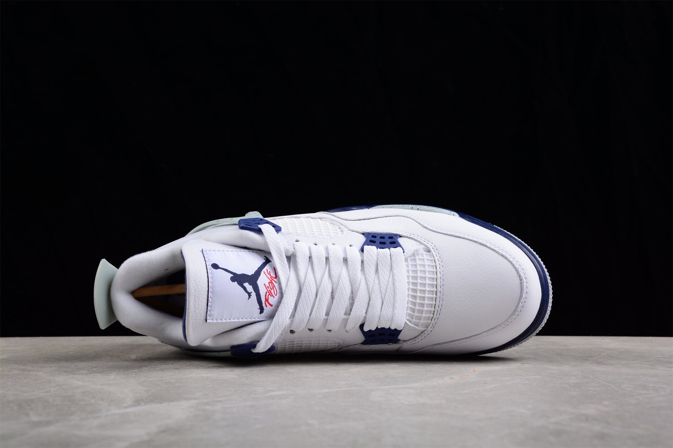 Jordan 4 Retro Midnight Navy