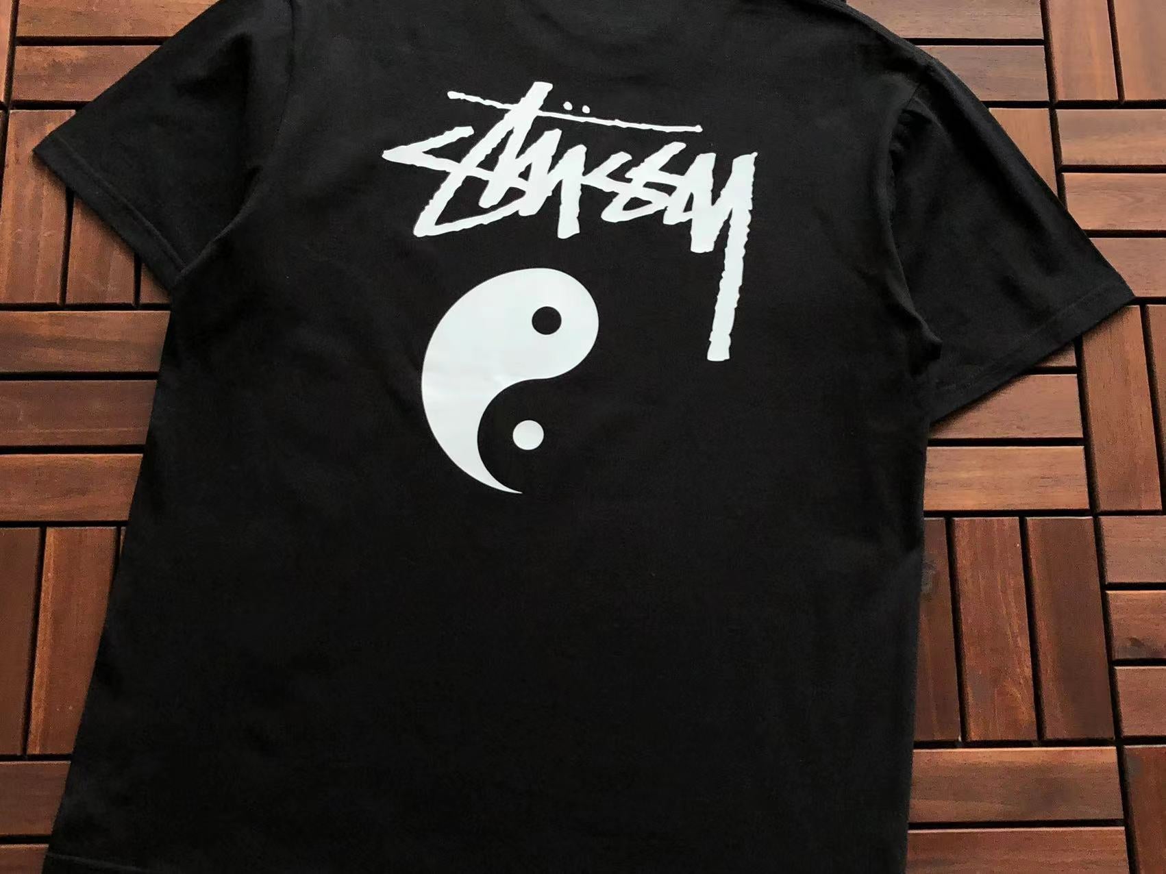 T-Shirt Stussy