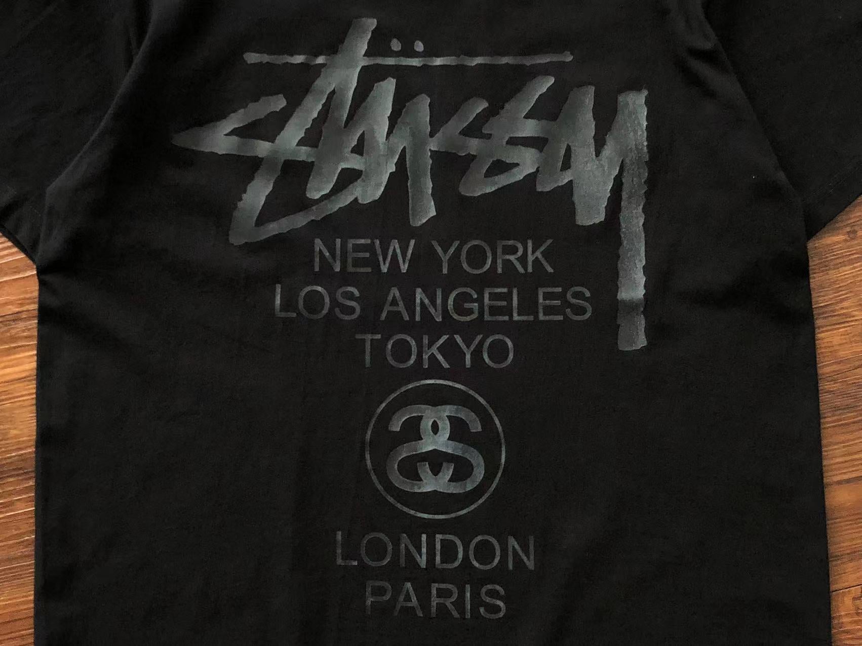 T-Shirt Stussy