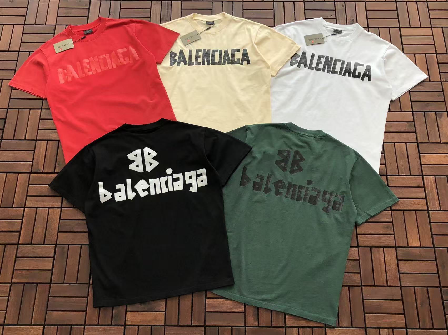 T-Shirt Balenciaga