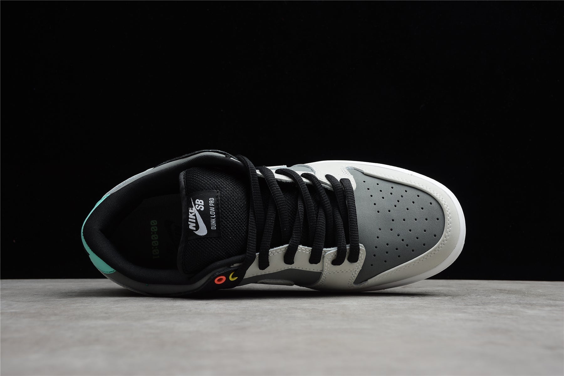 Nike Dunk SB VX1000