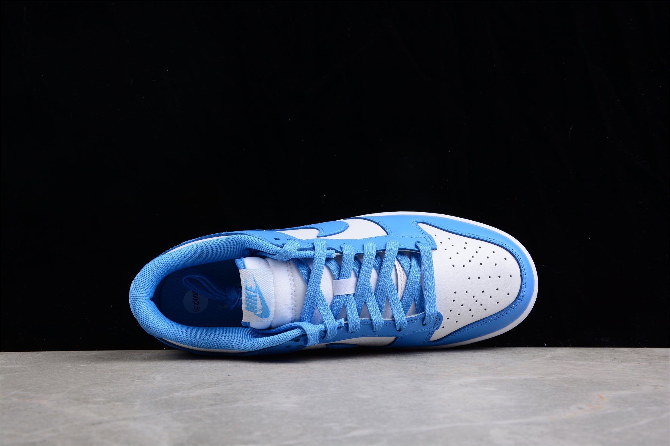 Nike Dunk UNC