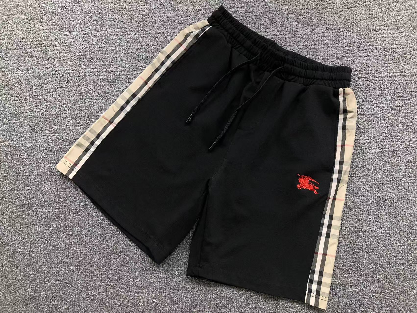 Burberry Short