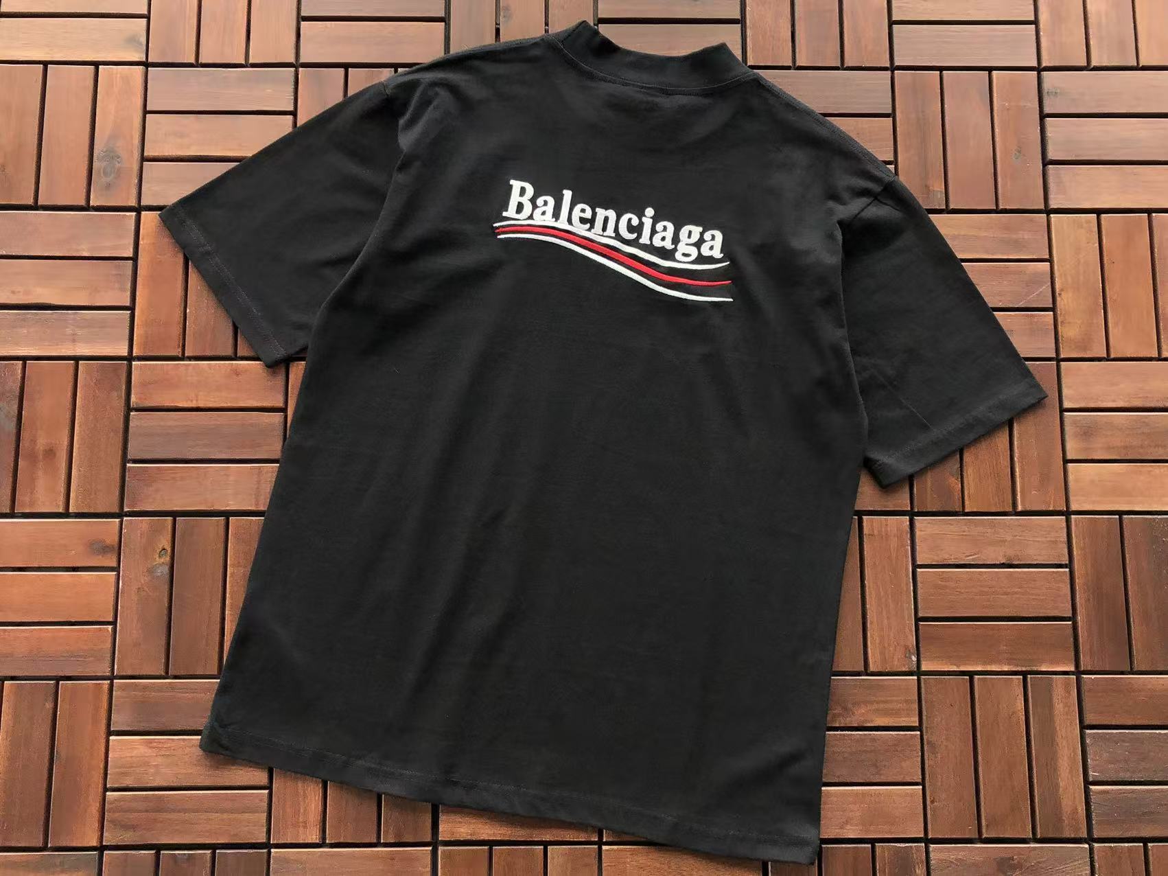 T-Shirt Balenciaga