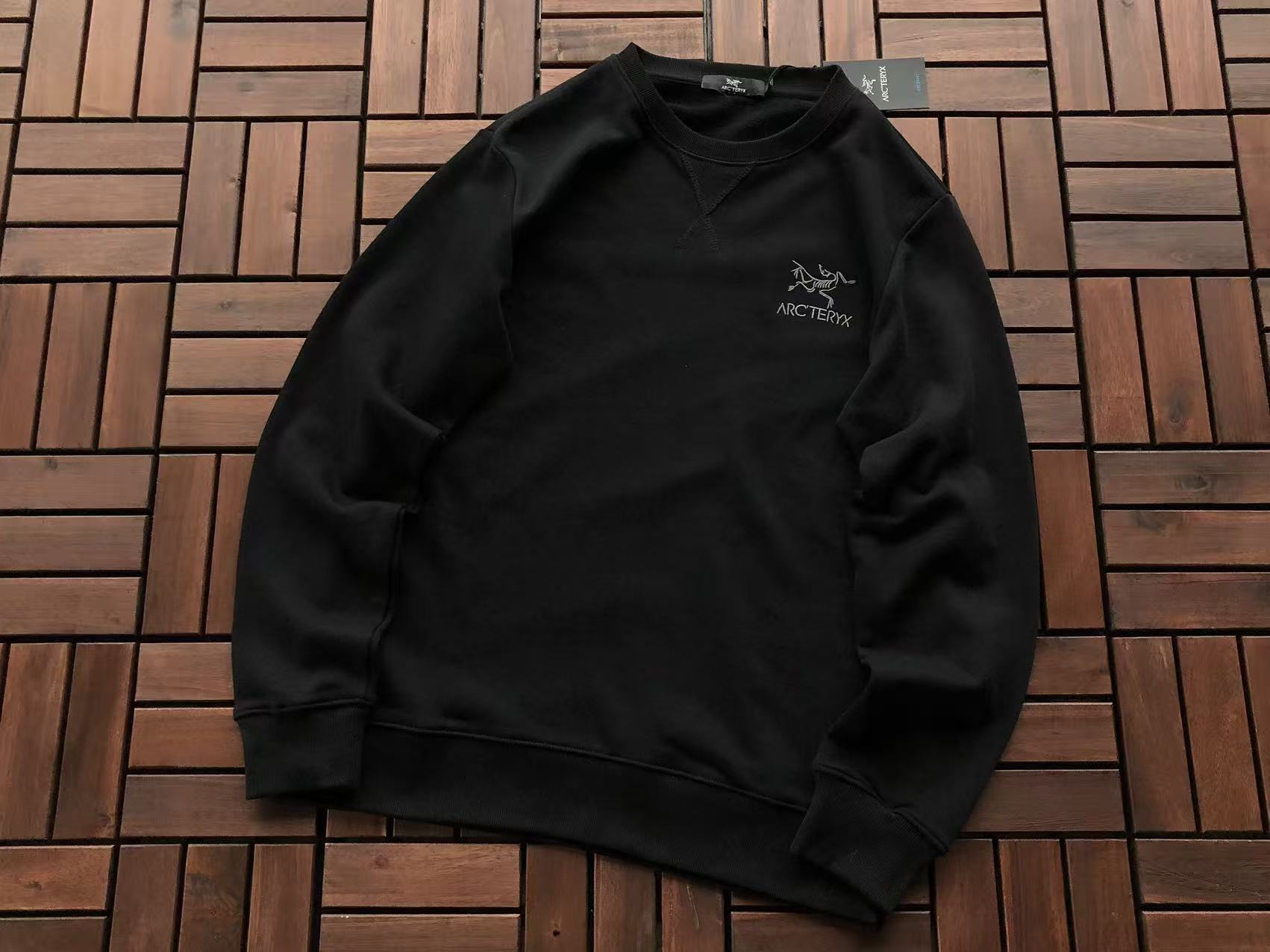 Arc'teryx Sweat