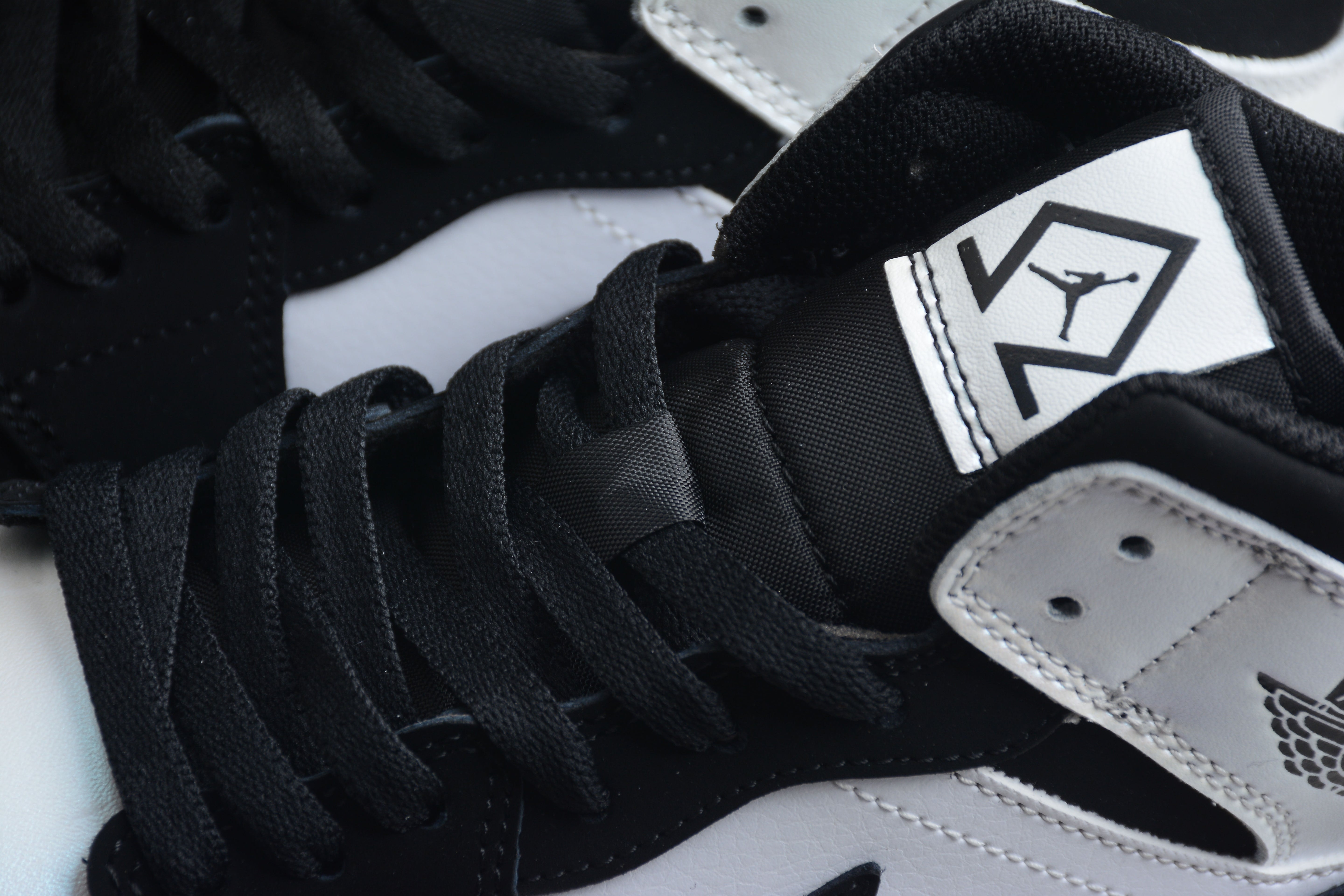 Jordan 1 Mid Diamond Shorts